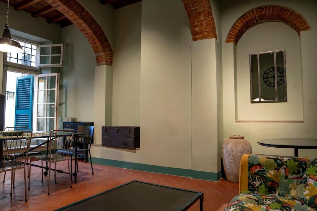 Raffinato Trilocale San Frediano Apartment Florence Luaran gambar