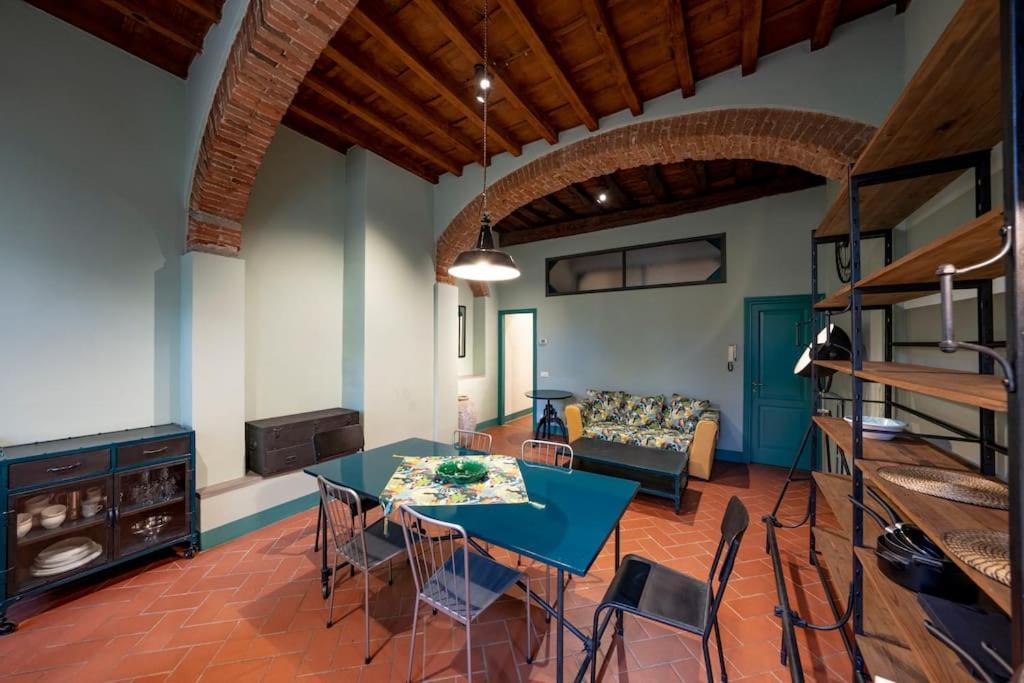 Raffinato Trilocale San Frediano Apartment Florence Luaran gambar