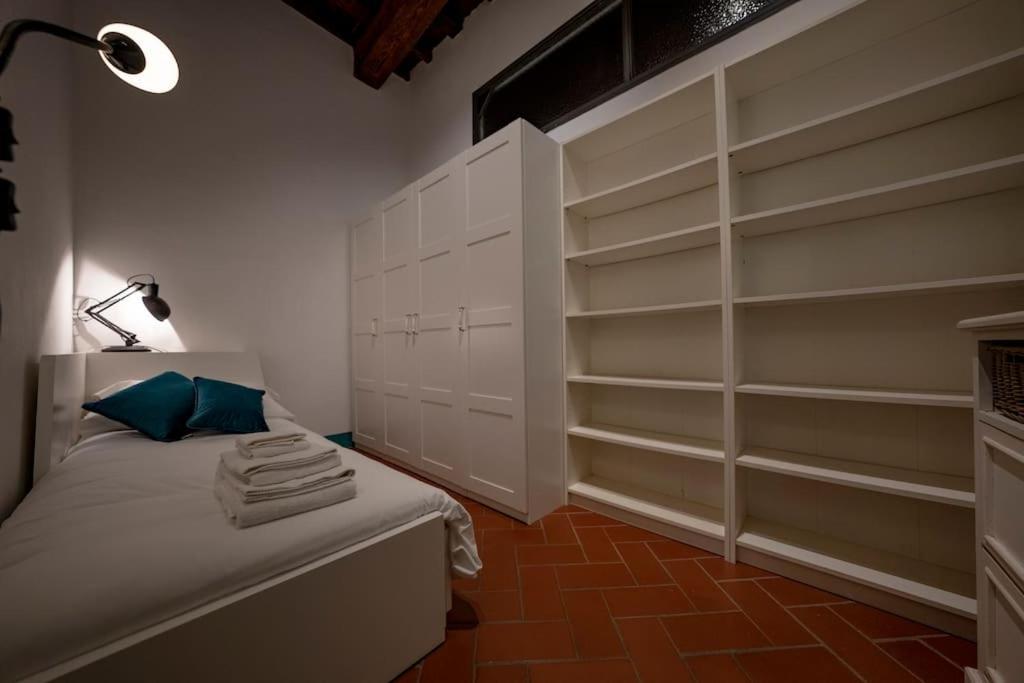Raffinato Trilocale San Frediano Apartment Florence Luaran gambar